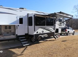 Used 2022 Grand Design Solitude 3740BH-R available in Winder, Georgia