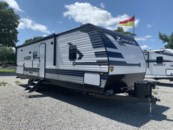 2021 CrossRoads Zinger ZR299RE