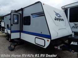 New 2018 Jayco Jay Feather 25BH Two Bedroom Sofa/Dinette Slideout available in Williamstown, New Jersey