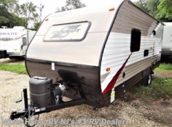 Used 2016 Starcraft AR-ONE 18QB available in Williamstown, New Jersey