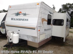 Used 2004 Fleetwood Wilderness 270FQS Slide available in Williamstown, New Jersey