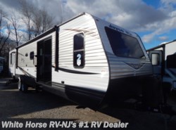 New 2019 Jayco Jay Flight 38FDDS Front Den Double Slideout available in Williamstown, New Jersey