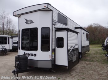 New 2024 Jayco Jay Flight Bungalow 40LSDL Double Slide, Front & Rear Lofts available in Williamstown, New Jersey