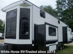 Used 2022 CrossRoads Hampton HP375DBL available in Williamstown, New Jersey