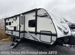 Used 2021 Jayco Jay Feather 24RL available in Williamstown, New Jersey
