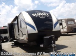 Used 2018 CrossRoads Sunset Trail Super Lite 331BH available in Longs, South Carolina