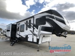 New 2020 Dutchmen Voltage V4205 available in Houston, Texas