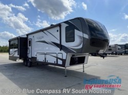 New 2021 Dutchmen Yukon 400RL available in Houston, Texas