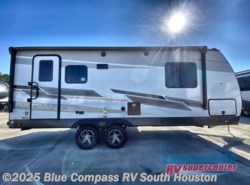 New 2022 Cruiser RV Radiance Ultra Lite 21RB available in Houston, Texas