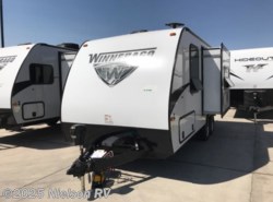 New 2019 Winnebago Micro Minnie 2106DS available in St. George, Utah