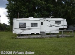 Used 2002 Keystone Everest 323 available in Pittsburgh, Pennsylvania