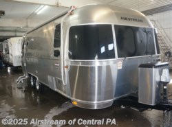 Used 2018 Airstream International Signature 25FB available in Duncansville, Pennsylvania