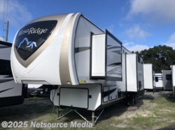 New 2019 Highland Ridge Mesa Ridge 374BHS available in Bushnell, Florida
