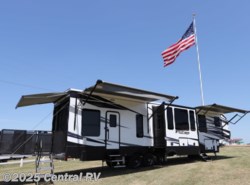 New 2019 Keystone Fuzion 419 available in Ottawa, Kansas