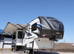Used 2016 Dutchmen Voltage V3605 available in Ottawa, Kansas