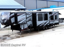 Used 2015 Heartland Road Warrior RW 415 available in Ottawa, Kansas