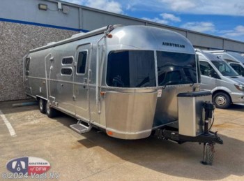 Used 2020 Airstream Flying Cloud 30RB Twin available in Fort Worth, Texas