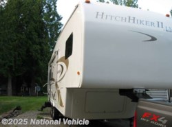 Used 2006 Nu-Wa Hitchhiker 28' 5th Wheel available in Arlington, Washington