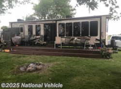 Used 2017 Forest River Sandpiper 385FKBH available in Mille Lacs Lake, Minnesota