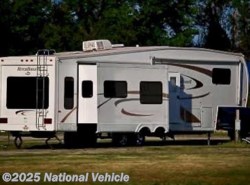 Used 2007 Nu-Wa Hitchhiker Hitch Hiker II 34.5RLTG available in Dunnigan, California