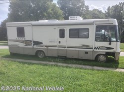 Used 2001 Winnebago Brave 30W available in Rockwood, Tennessee