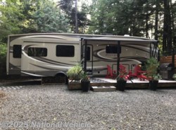 Used 2017 Jayco Pinnacle 36FBTS available in Tofino, British Columbia