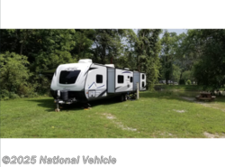 Used 2019 Coachmen Apex 300BHS available in Perryville, Maryland
