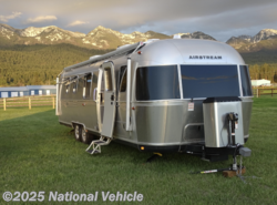 Used 2022 Airstream Classic 33FB Twin available in Tulsa, Oklahoma