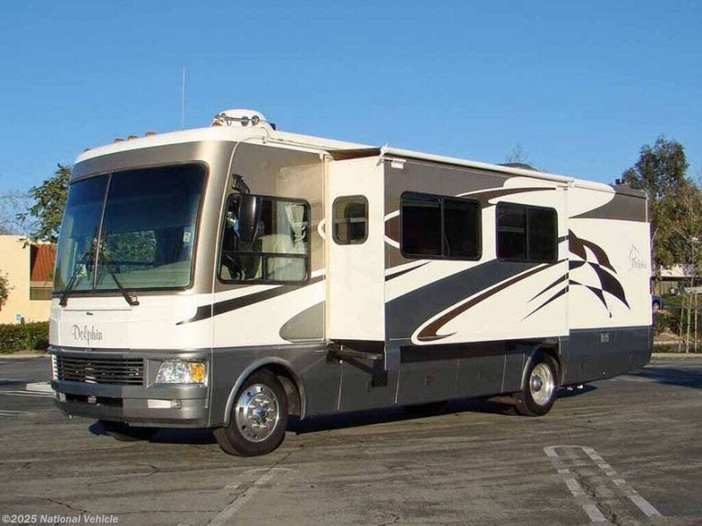 Used 2006 National RV Dolphin 5320 available in Ventura, California