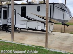 Used 2022 Alliance RV Paradigm 370FB available in Elkmont, Alabama