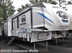 New 2021 Forest River Cherokee ARCTIC WOLF 3770 SUITE 75 available in Jacksonville, Florida