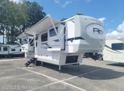 New 2022 Palomino Columbus 390RL available in Jacksonville, Florida