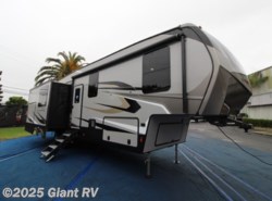 New 2020 Keystone Laredo 325RL available in Downey, California
