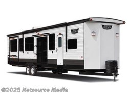 New 2022 Forest River Wildwood Lodge 42FLDL available in Puyallup, Washington