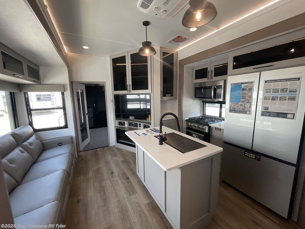 New 2026 Alliance RV Valor 36V11 available in Tyler, Texas