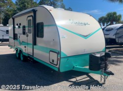 New 2022 Gulf Stream Vintage Cruiser 23MBS available in Brooksville, Florida