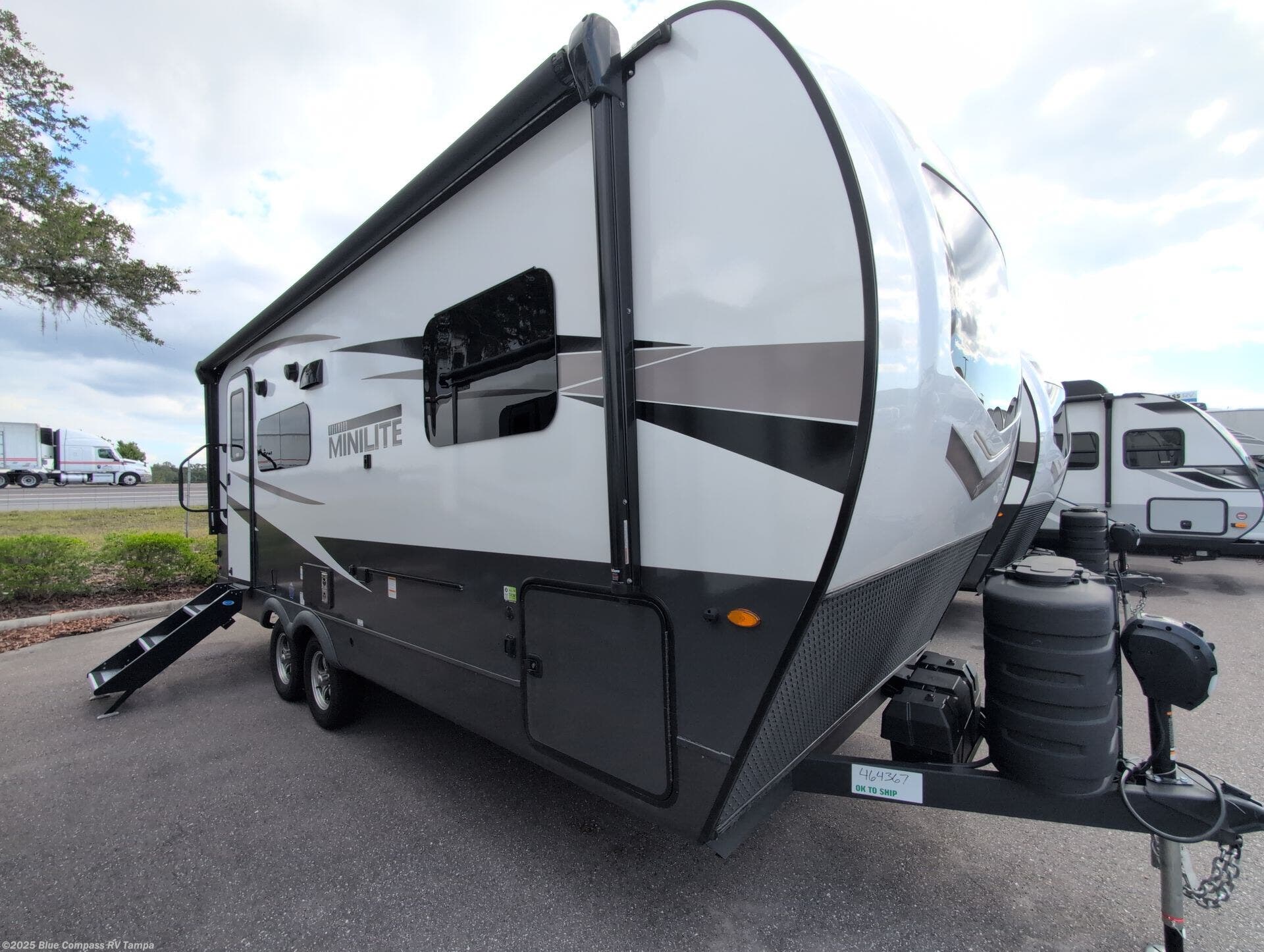 New 2025 Forest River Rockwood Mini Lite 2205S available in Dover, Florida