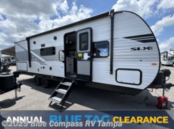 New 2025 Jayco Jay Flight SLX 261BHS available in Dover, Florida
