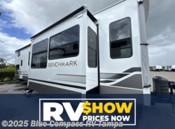 New 2026 Alliance RV Benchmark 42LFT available in Dover, Florida