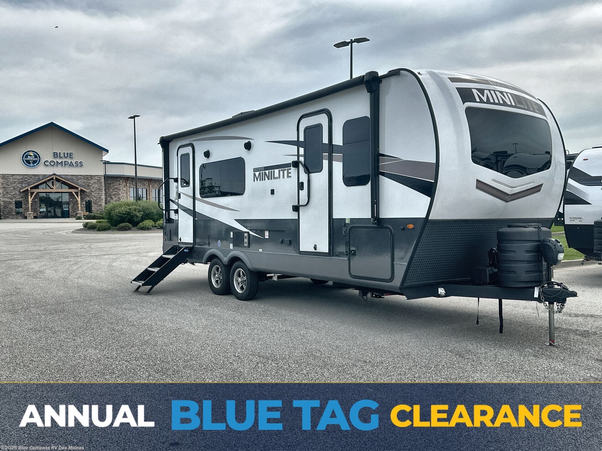 New 2025 Forest River Rockwood Mini Lite 2515S available in Altoona, Iowa