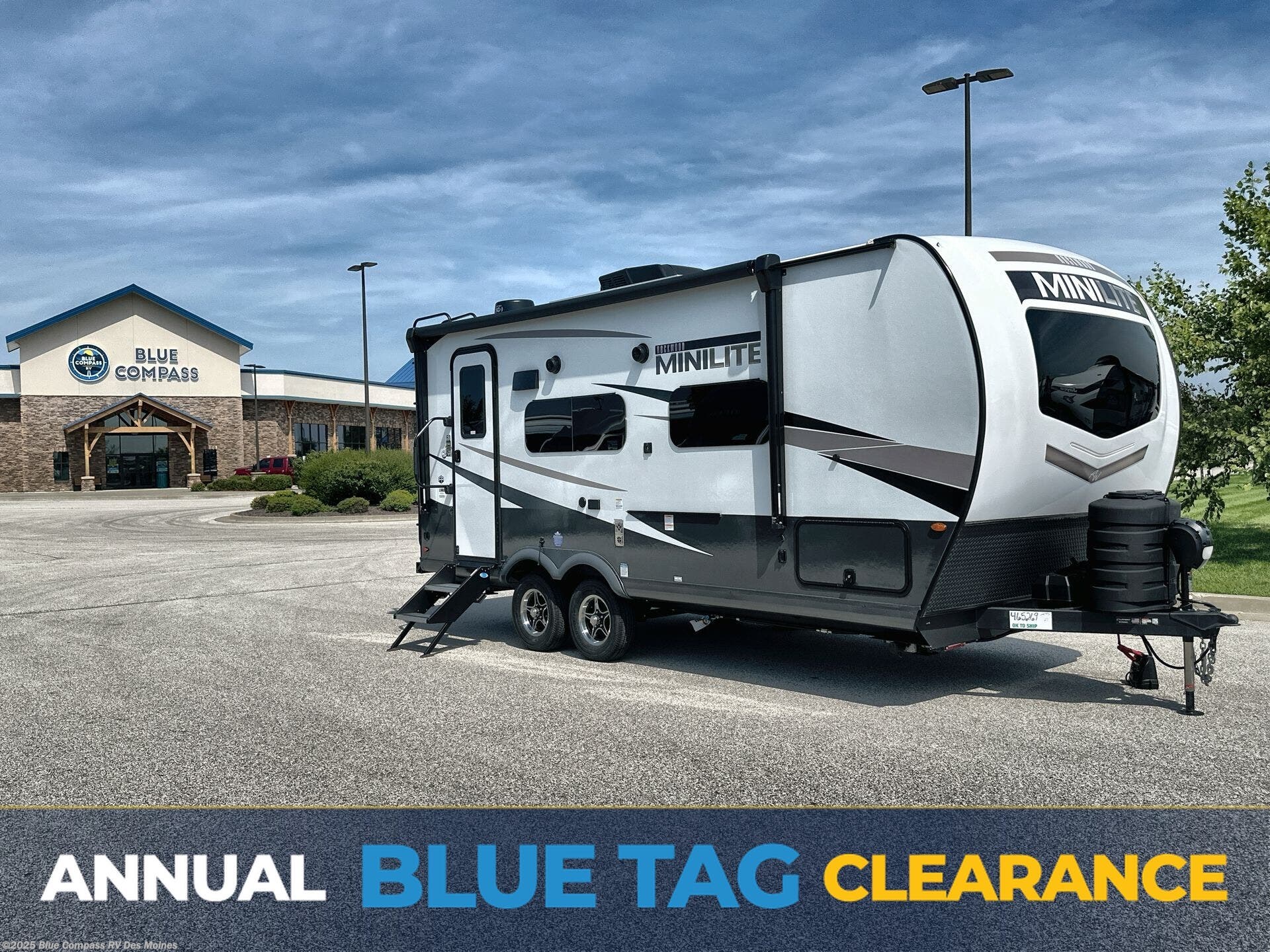 New 2025 Forest River Rockwood Mini Lite 2109S available in Altoona, Iowa