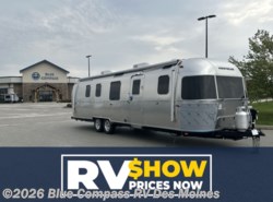 New 2026 Airstream Classic 33FB available in Altoona, Iowa