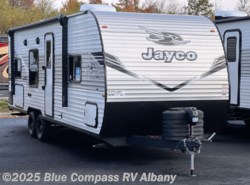 New 2025 Jayco Jay Flight SLX 260BH available in Latham, New York