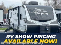 New 2025 Jayco Jay Feather 25RB available in Latham, New York