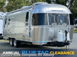 New 2025 Airstream Globetrotter 25FB Queen available in Latham, New York
