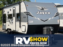 New 2026 Jayco Jay Flight SLX 210QB available in Latham, New York
