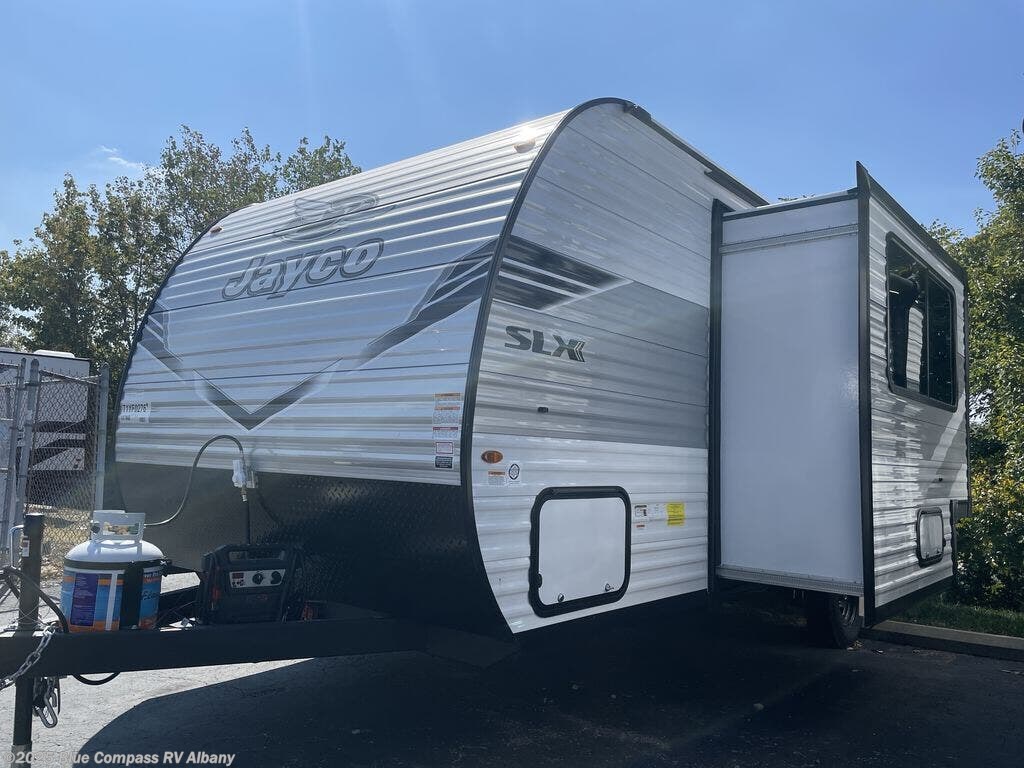 New 2026 Jayco Jay Flight SLX 197MB available in Latham, New York