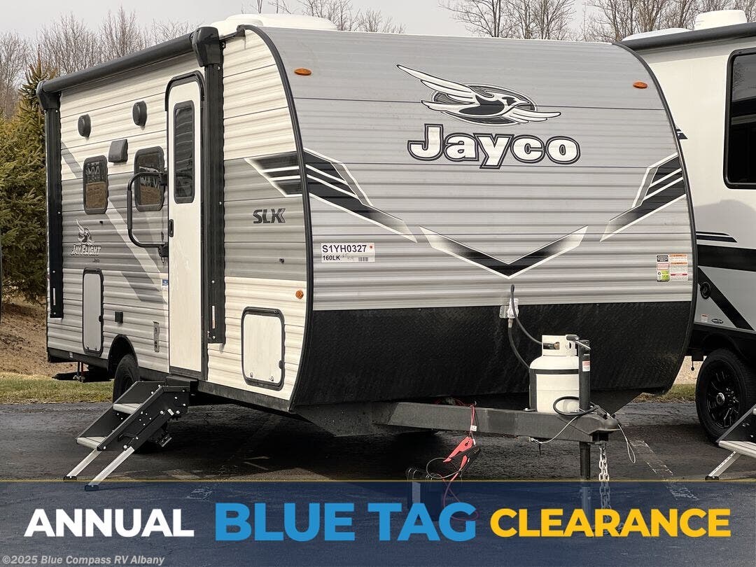 New 2025 Jayco Jay Flight SLX 160LK available in Latham, New York