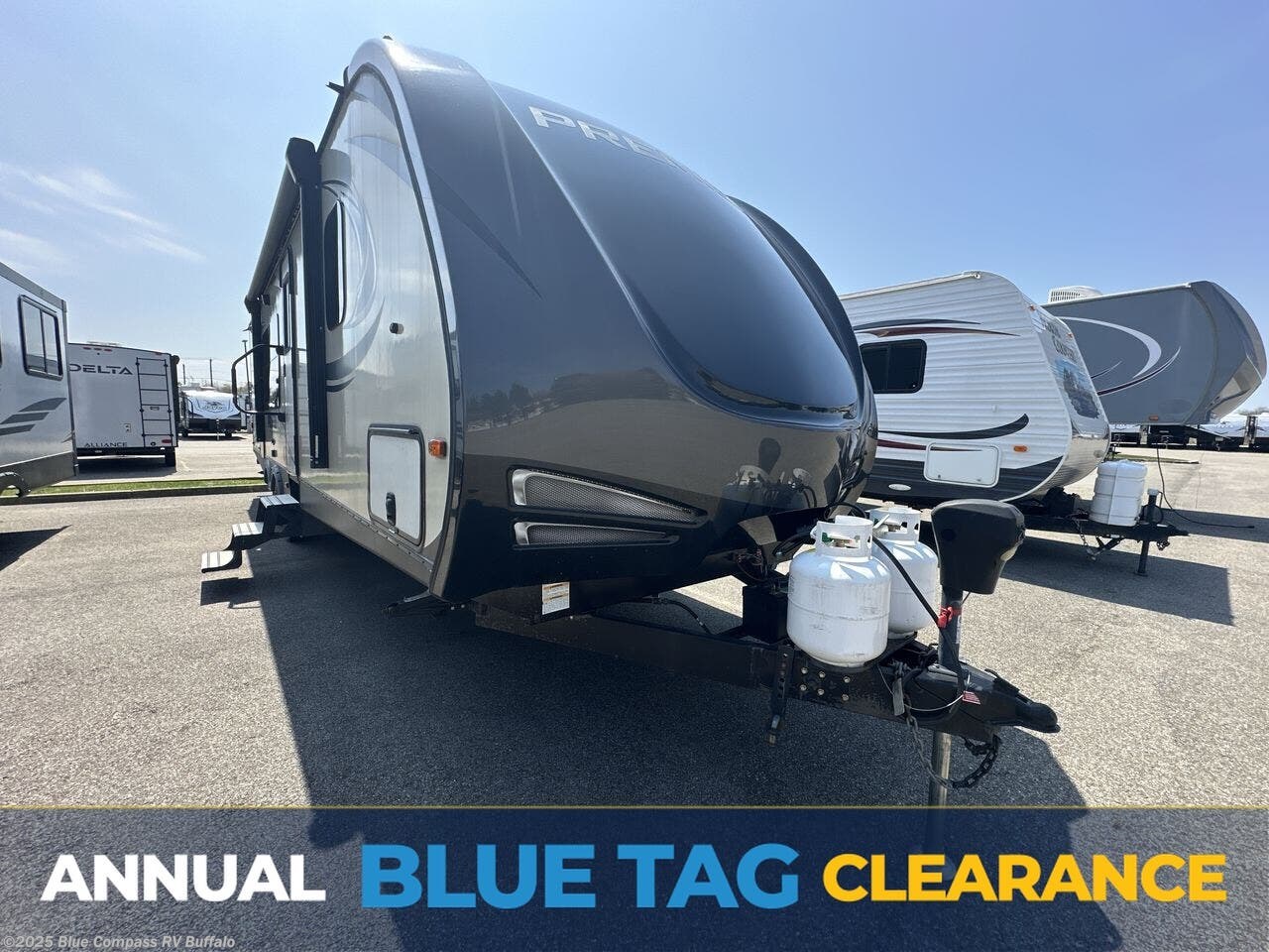 Used 2018 Keystone Premier Ultra Lite 29RKPR available in West Seneca, New York
