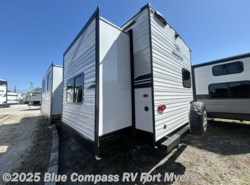 New 2025 Jayco Jay Flight SLX 321BDS available in Fort Myers, Florida